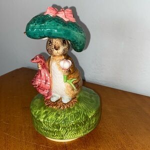 Schmid Beatrix Potter Benjamin Bunny 1977 music box